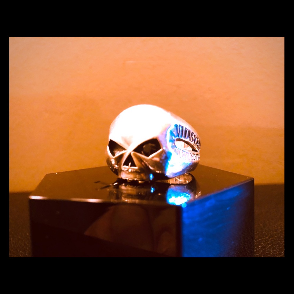 Rare Men’s Willie G Davidson Skull Onyx Eye Ring
